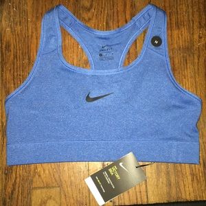 NWT Nike Victory Bra